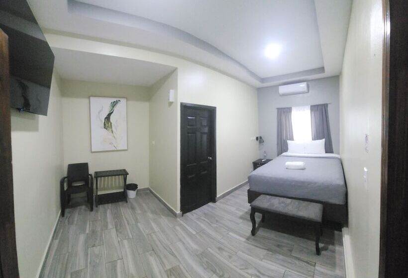 Mi Tierra Hotel Y Restaurante