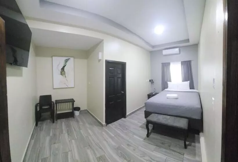 Mi Tierra Hotel Y Restaurante