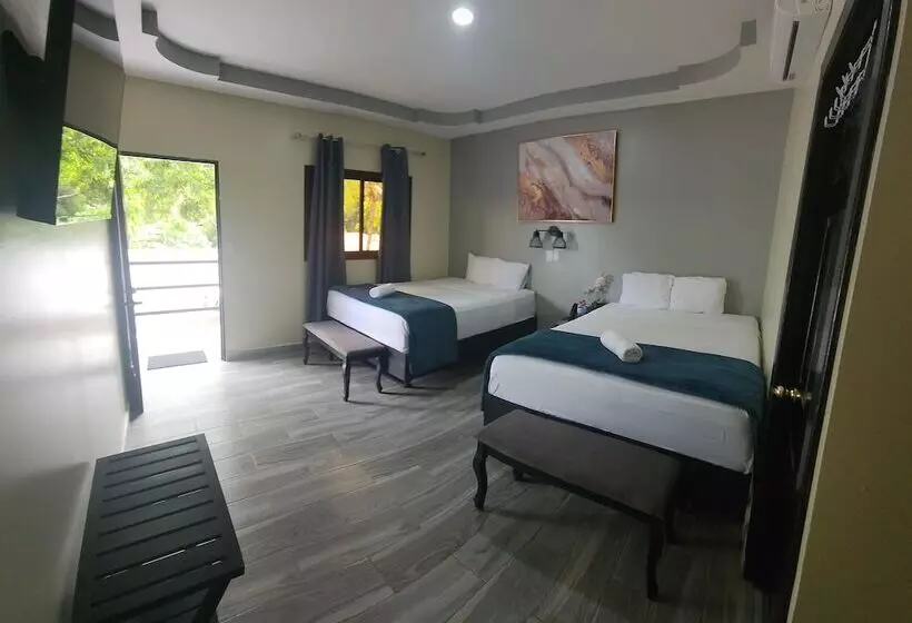 Mi Tierra Hotel Y Restaurante