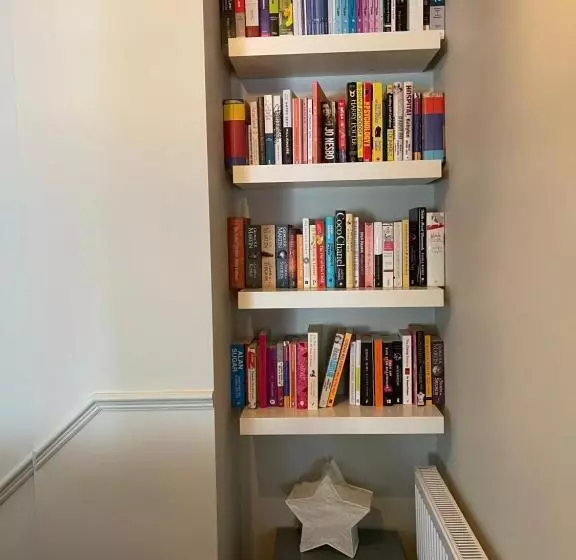 Majatalo Central Mews House Altrincham