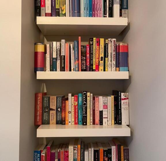 پانسیون Central Mews House Altrincham