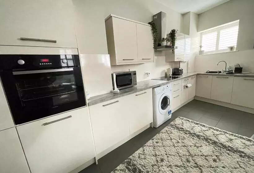 Majatalo Central Mews House Altrincham