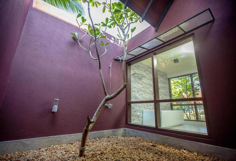 Hotel Celestia Ayurveda Resort