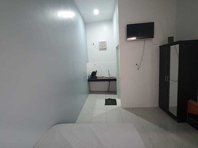 فندق Express O 92284 Kost Mazbie Syariah