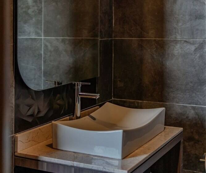 هتل Kavia Premium   Paseo Montejo