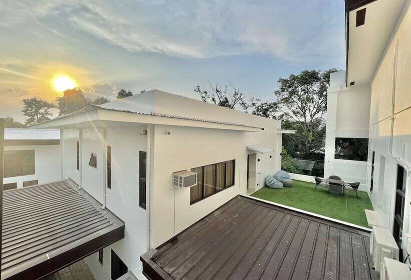 Otel Lighthouse Point