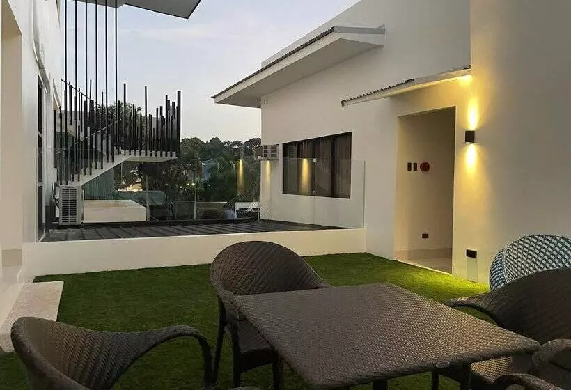 ホテル Lighthouse Point