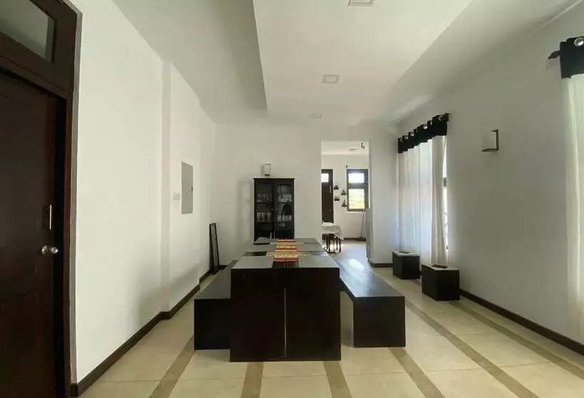 Hotelli Mango Tree Villa Bentota