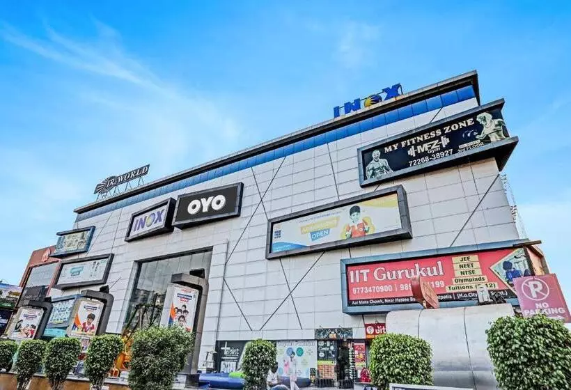هتل Oyo Flagship 80905 The World