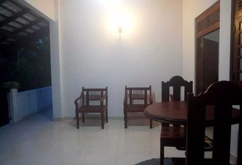 Majatalo Sathis Villa