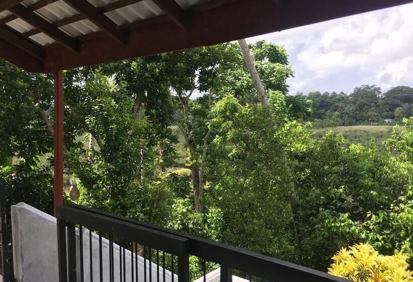 Pensão Sathis Villa