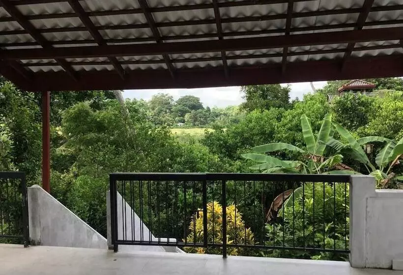 Majatalo Sathis Villa