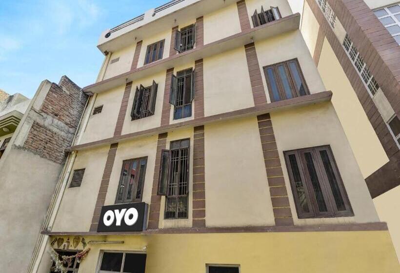 Spot On Hotel Suraj Palace