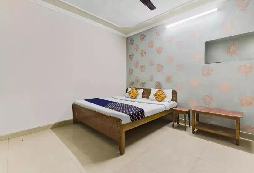 Spot On Hotel Suraj Palace