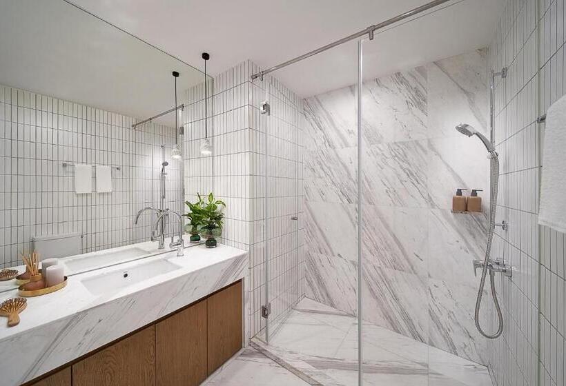 Baseplus Shanghai Binjiang Serviced Apartment