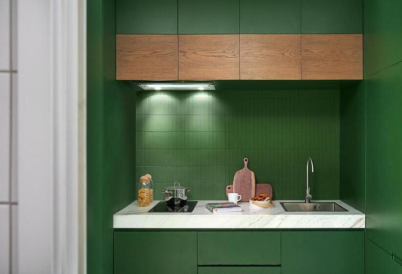 Baseplus Shanghai Binjiang Serviced Apartment