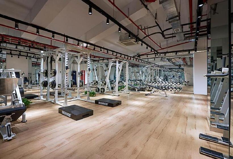 Baseplus Shanghai Binjiang Serviced Apartment