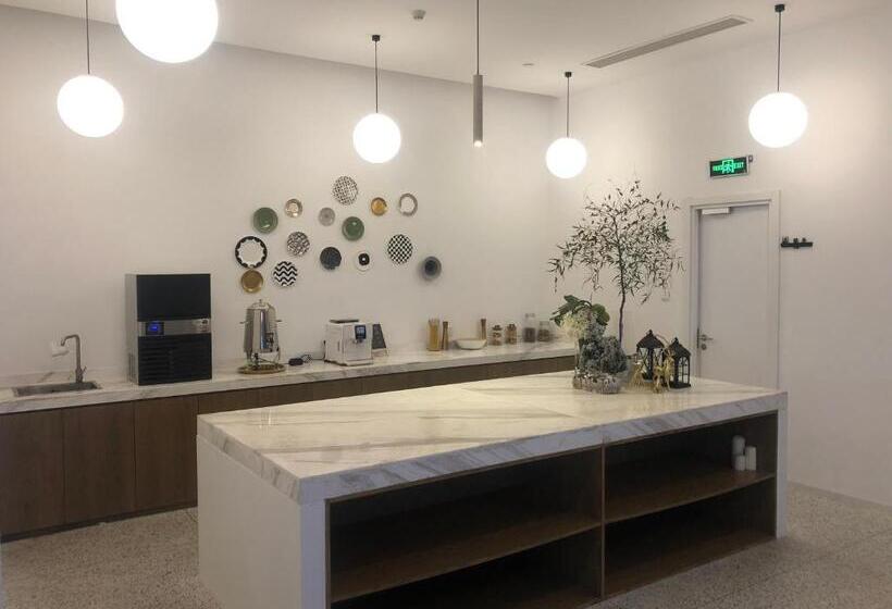 Baseplus Shanghai Binjiang Serviced Apartment