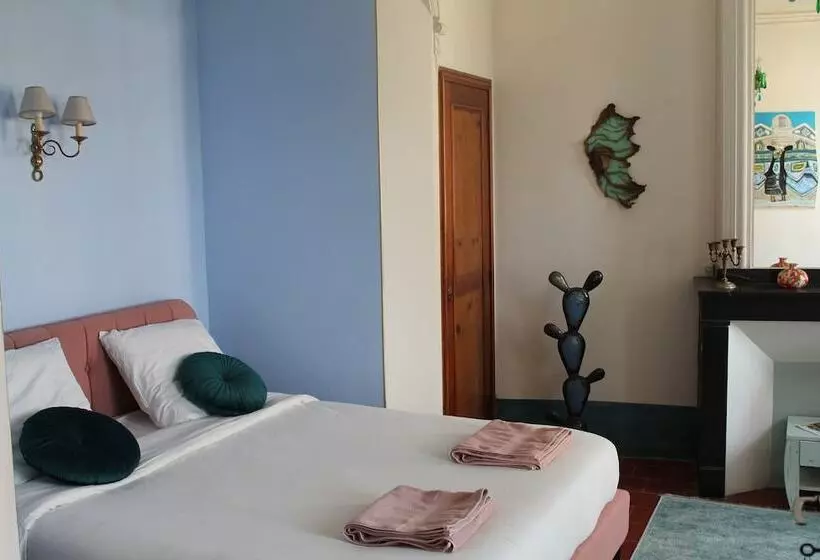 Aamiaismajoitus (B&B) Les 2 Drôles D Oiseaux