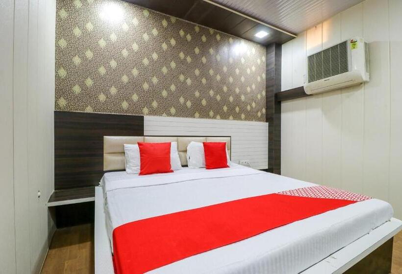 Hotel Flagship Rd Residency