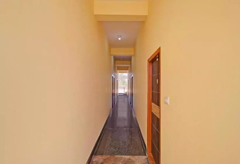 Hotelli Flagship Spg Village Resorts