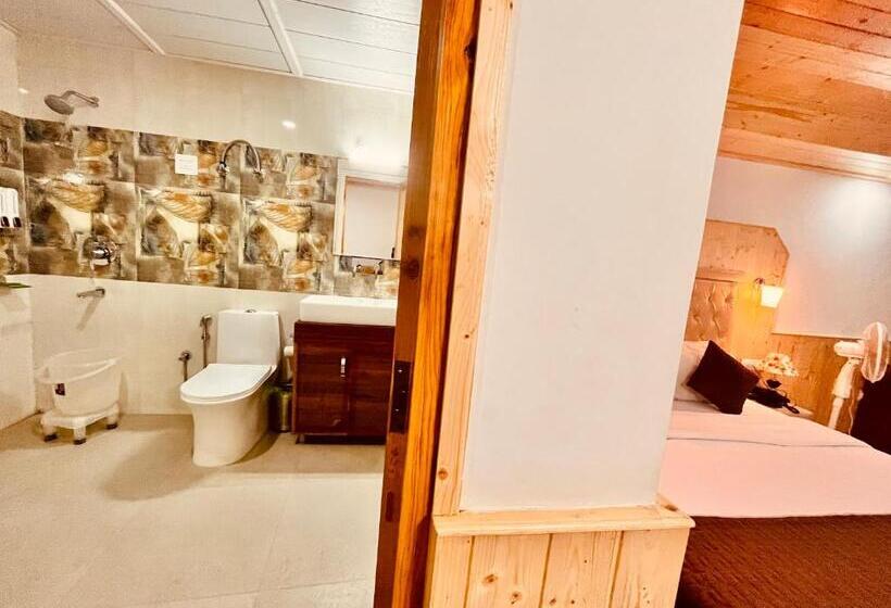 Отель Himalayan Village Resort, Manali