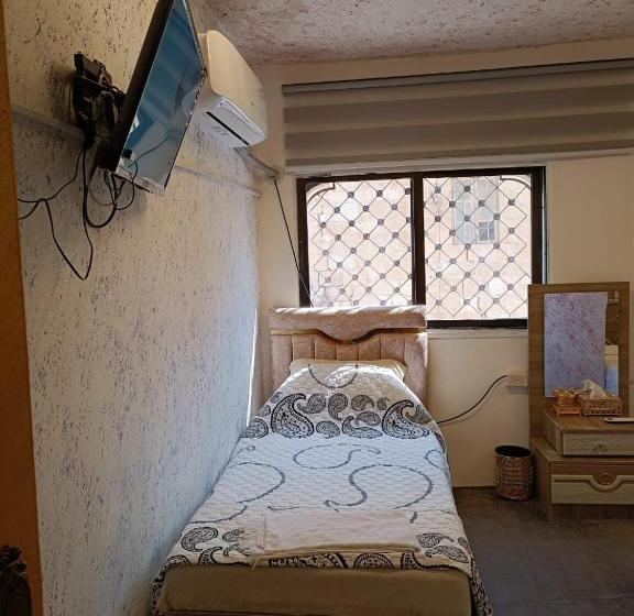 هتل Hostel ـ Karak Dream