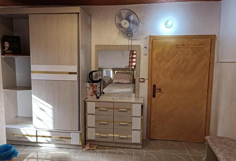 هتل Hostel ـ Karak Dream