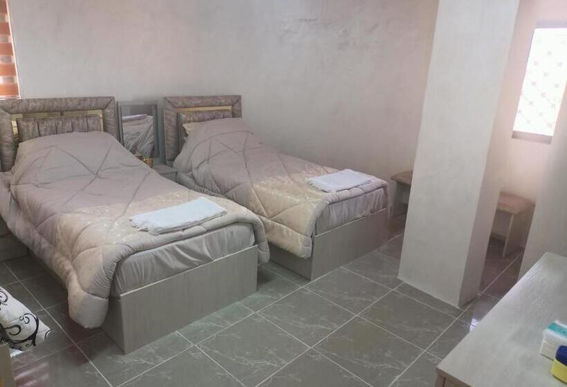 هتل Hostel ـ Karak Dream