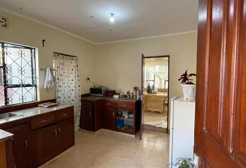 Wonders Hostel