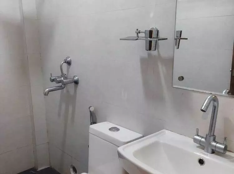 ベッドアンドブレックファースト Assam Lodge