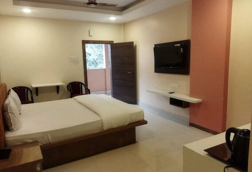 تختخواب و صبحانه Assam Lodge