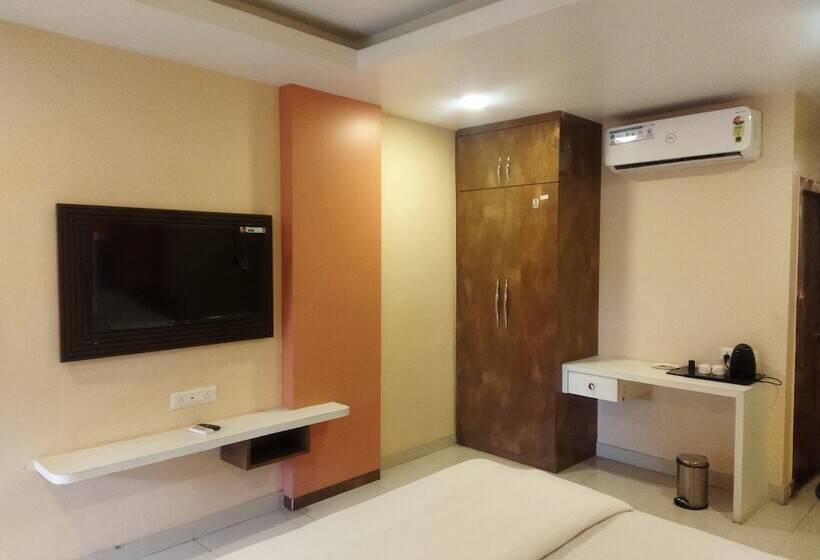 تختخواب و صبحانه Assam Lodge