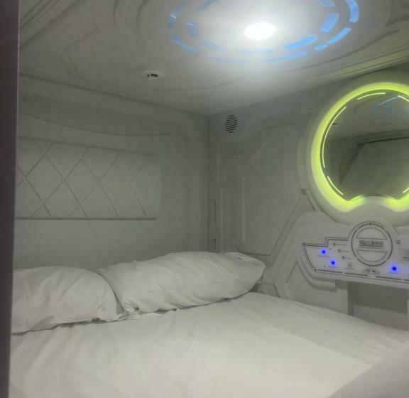 هتل کپسول Limin Hostel Capsules