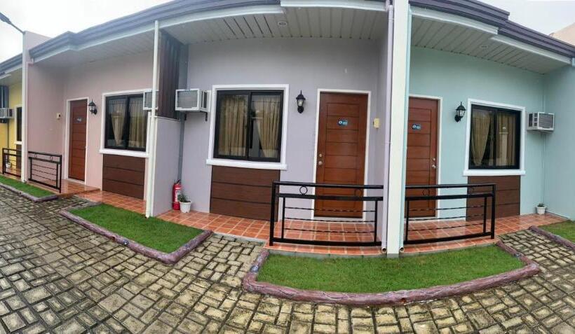 בית מלון כפרי Sunshine Stay Panglao