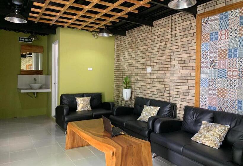 בית מלון כפרי Sunshine Stay Panglao