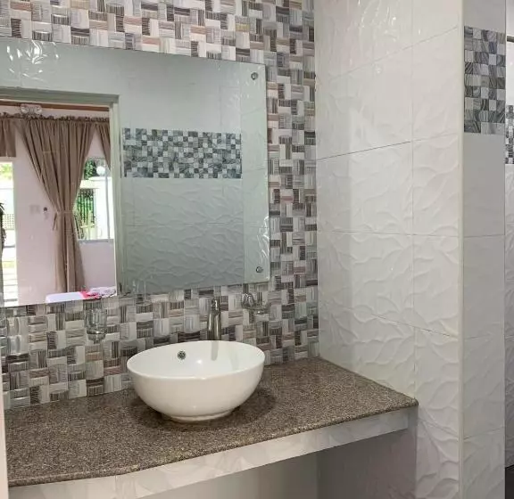 ホテル Sunshine Stay Panglao