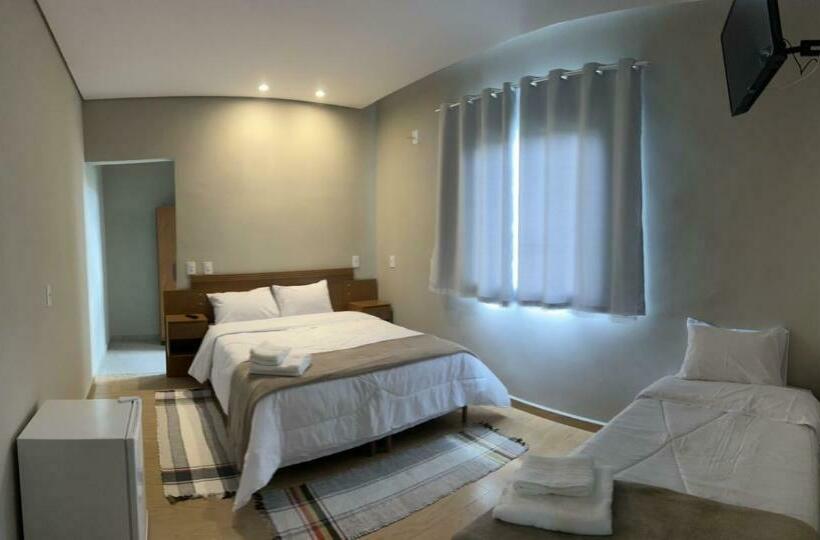 호스텔 Pousada Hilário