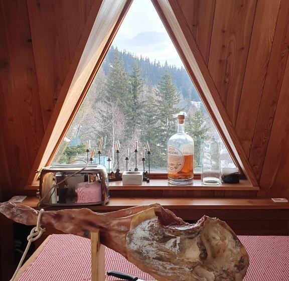 تختخواب و صبحانه Le Chalet Pointu De Capucine Chambre D Hote Arcs 1600