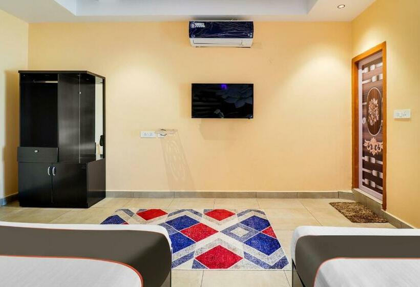 Collection O Hotel Simhadri