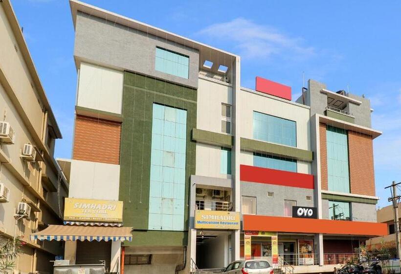 Collection O Hotel Simhadri