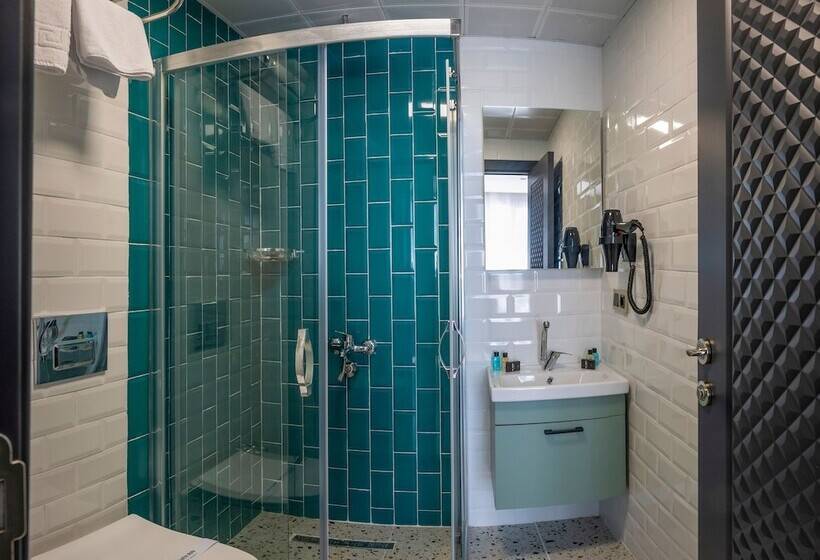 호텔 Heaven Inn Airport