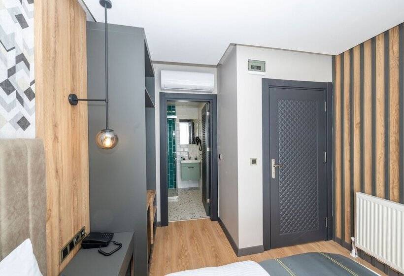 호텔 Heaven Inn Airport