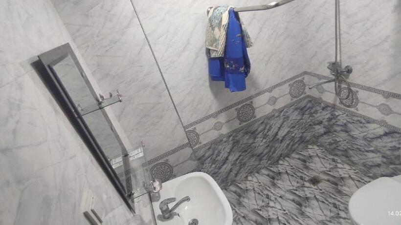 پانسیون Brick Palace