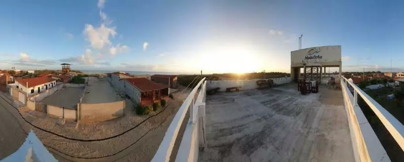 ユースホステル Pousada Monte Carlos
