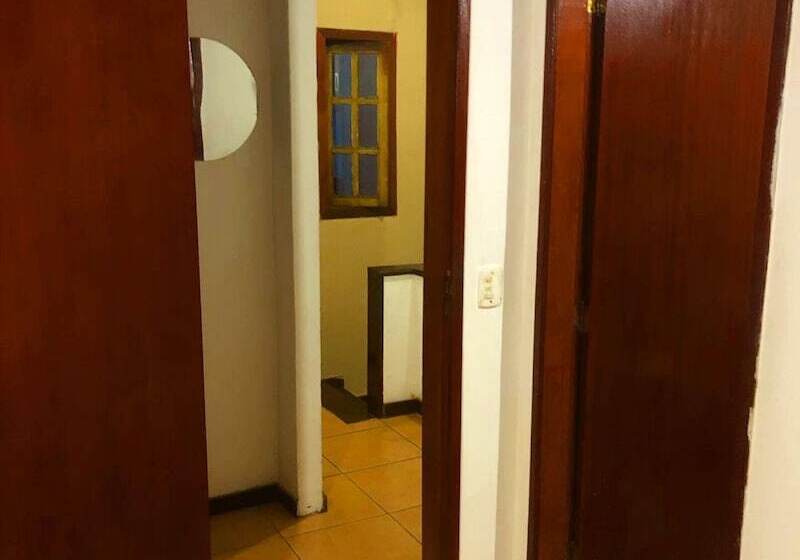 Bed and Breakfast Hostel Agua De Coco