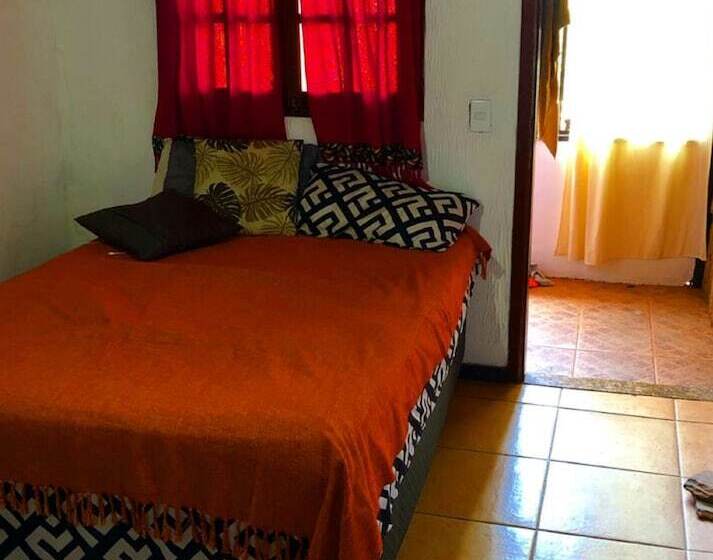 Bed and Breakfast Hostel Agua De Coco