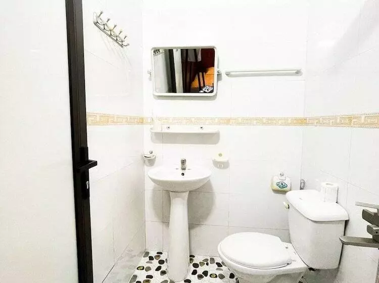 تختخواب و صبحانه Vani S Home