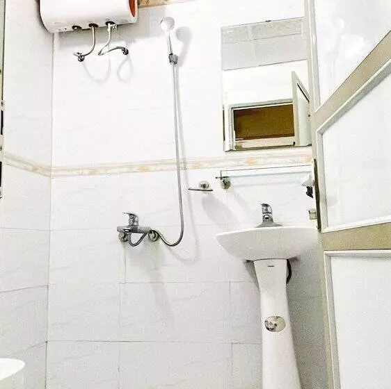 تختخواب و صبحانه Vani S Home