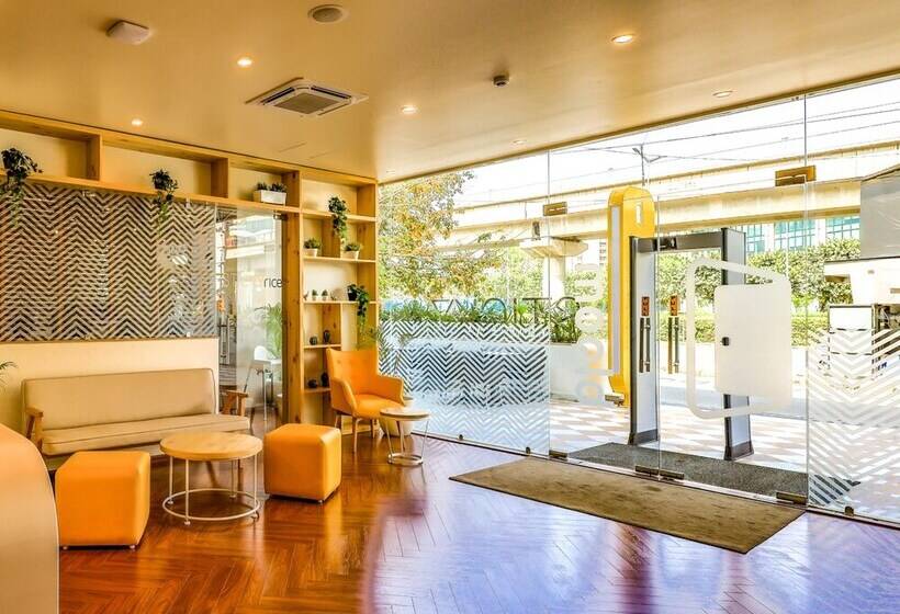 Bloom Hotel Golf Course Road, Sector 43